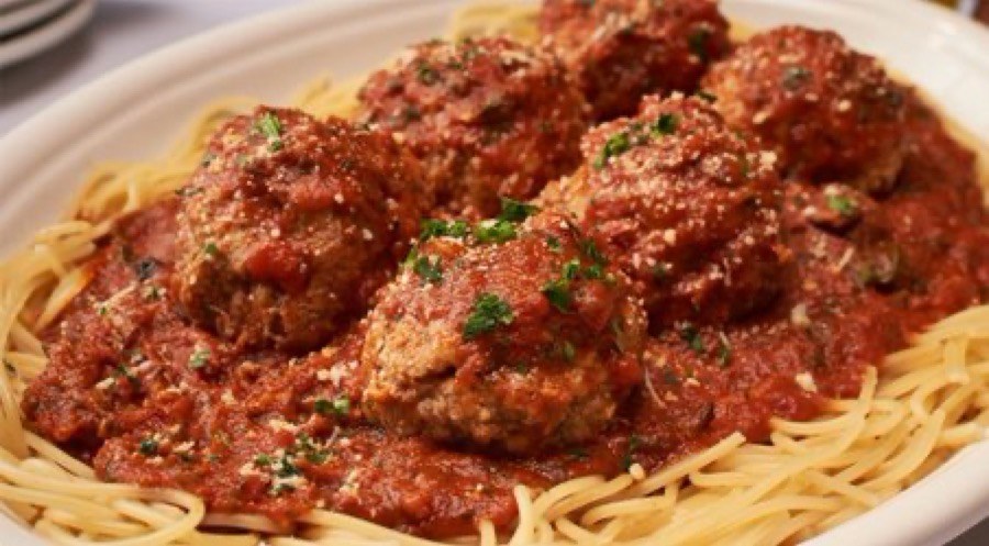 Hot Pasta and Entree Trays