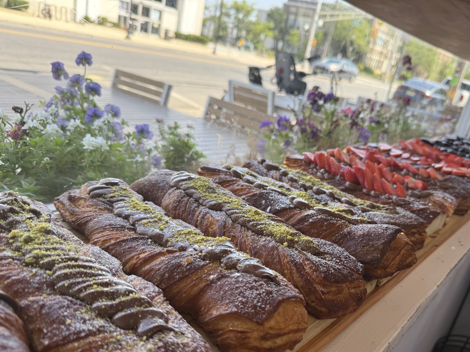 Pistachio Croissant